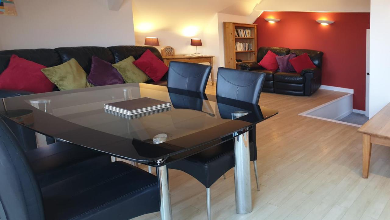 Stunning Central Exeter Apartment With Balcony And Fantastic View Exterior photo